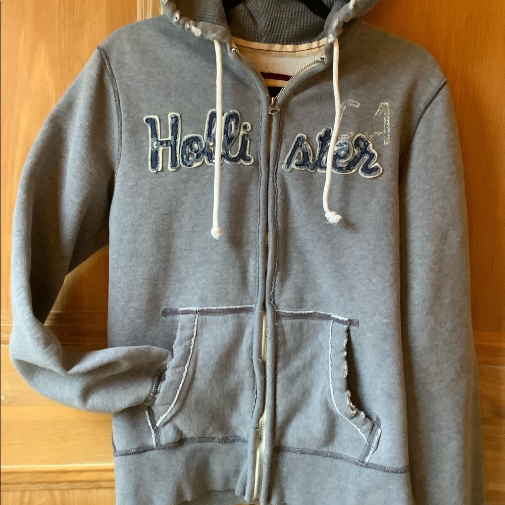 Hollister Grey Distressed Zip Hoodie Size Medium